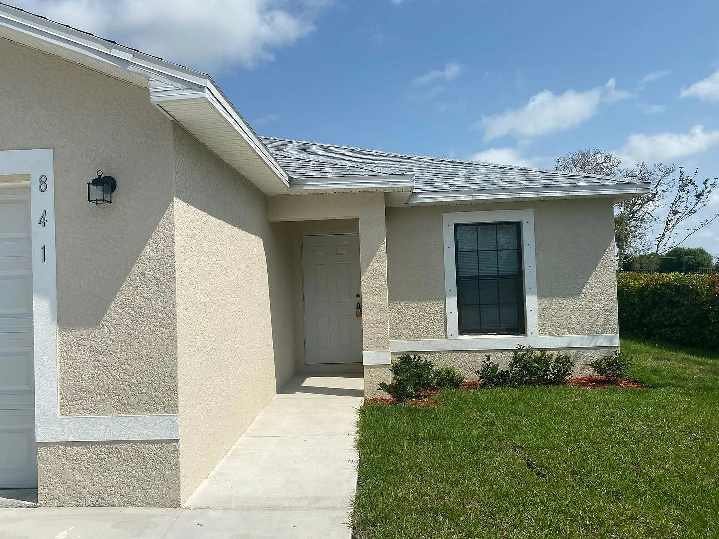 $250 move in special - 3 bedroom, 2 bath Duplex — Photo 3
