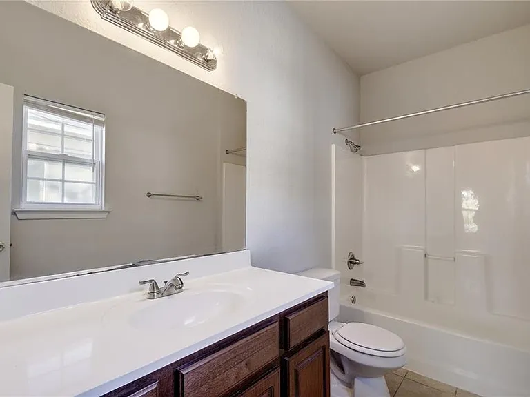 2206 Pennsylvania Ave #1 — Photo 6
