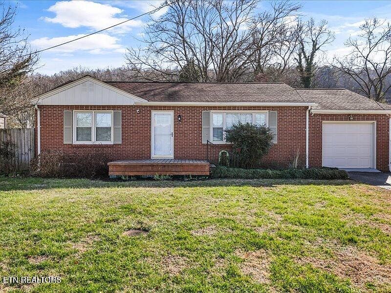 1st image of 818 Rosedale Ave