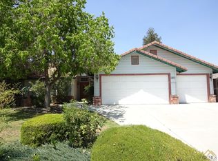 10914 Martingale Dr, Bakersfield, CA 93312