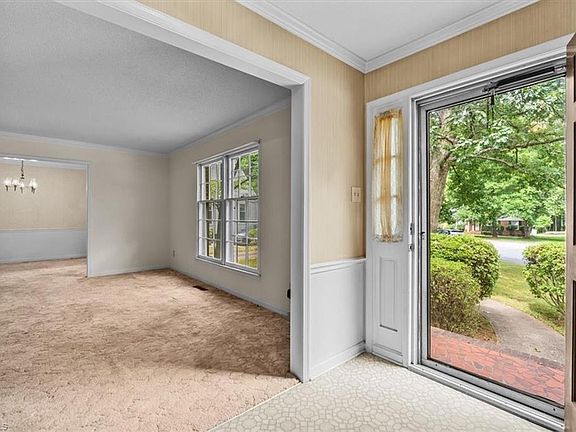3rd image of 4106 Ridgedale Dr