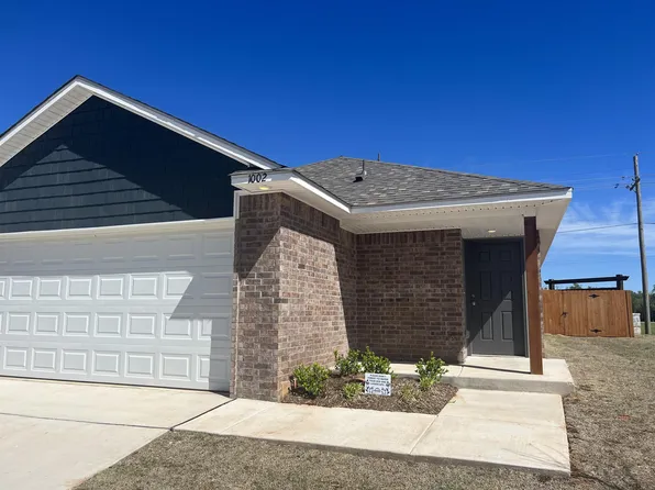 1002 Ichabod Cir, Chickasha, OK