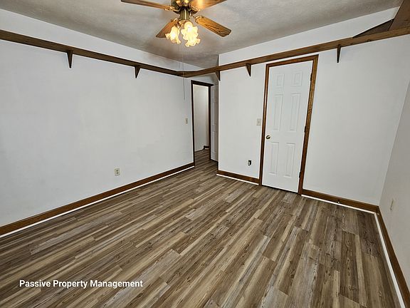 3rd image of 4386 Saint Michaels Dr