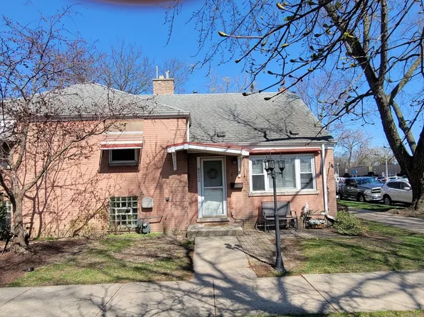 8502 Brookfield Ave, Brookfield, IL 60513