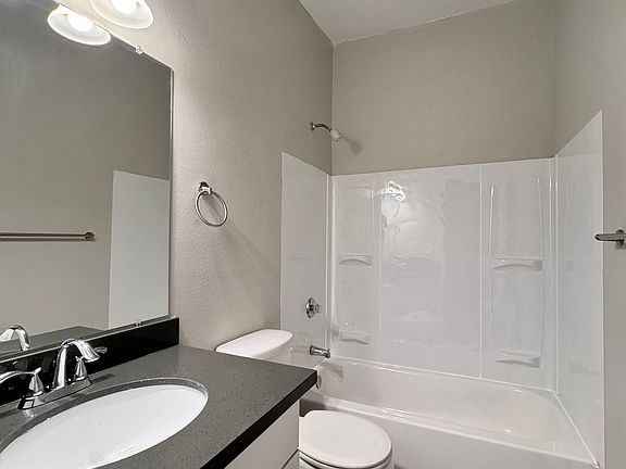 4th image of 10522 Lake City Way NE APT 502
