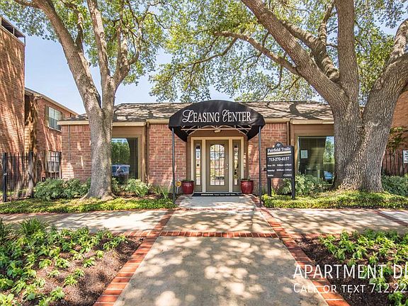3rd image of 10756 Westbrae Pkwy #771