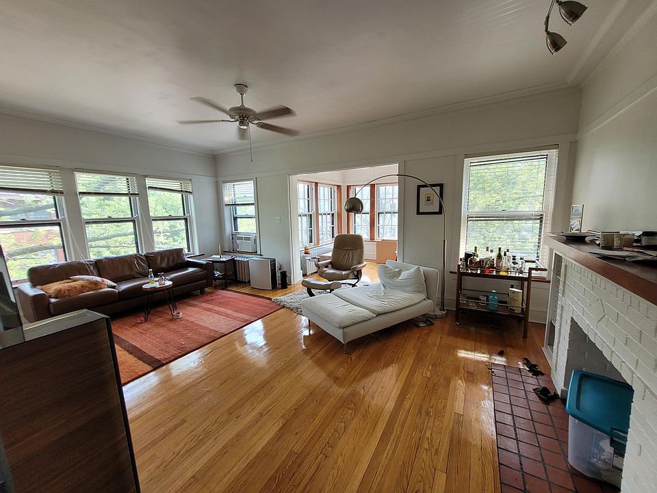 1st image of 5324 N Glenwood Ave #3