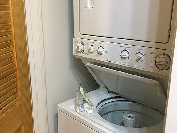 3rd image of 1645 W Ogden Ave Unit 306
