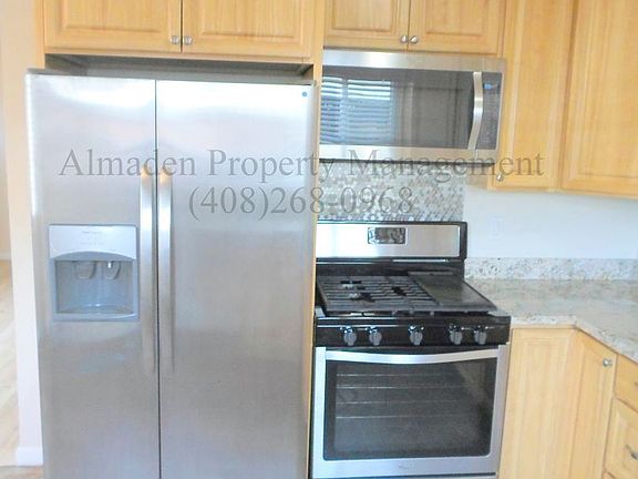 3rd image of 3175 Irlanda Way