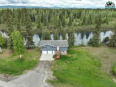 1896 Badger Rd, North Pole, AK, 99705