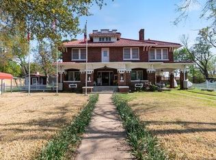 207 W Main St, Malakoff, TX 75148