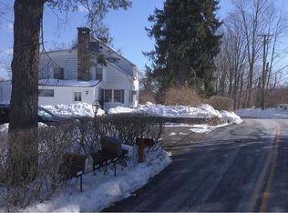 1300 Whitehill Rd, Yorktown Heights, NY 10598