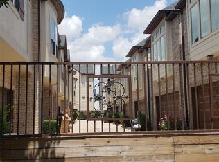 1226 Sampson St, Houston, TX 77003