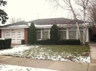 9118 Kilbourn Ave, Skokie, IL