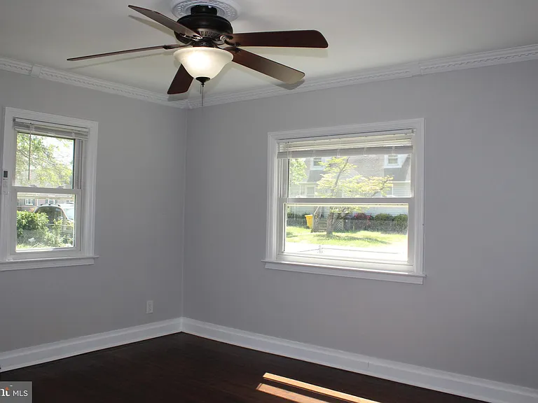 7 Cedar Dr — Photo 4