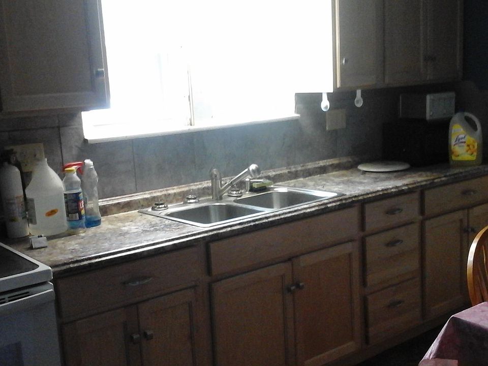 Large eat it kitchen.