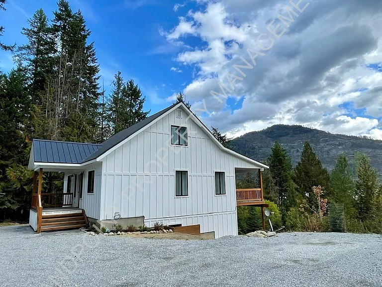 171 Cedar Dr — Photo 5