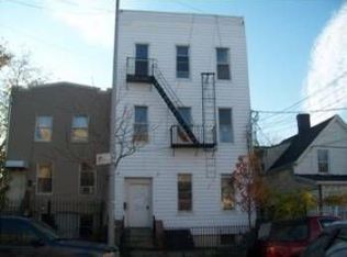210 Bradford St, Brooklyn, NY 11207