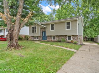5417 Bret Ct, Jefferson City, MO 65109