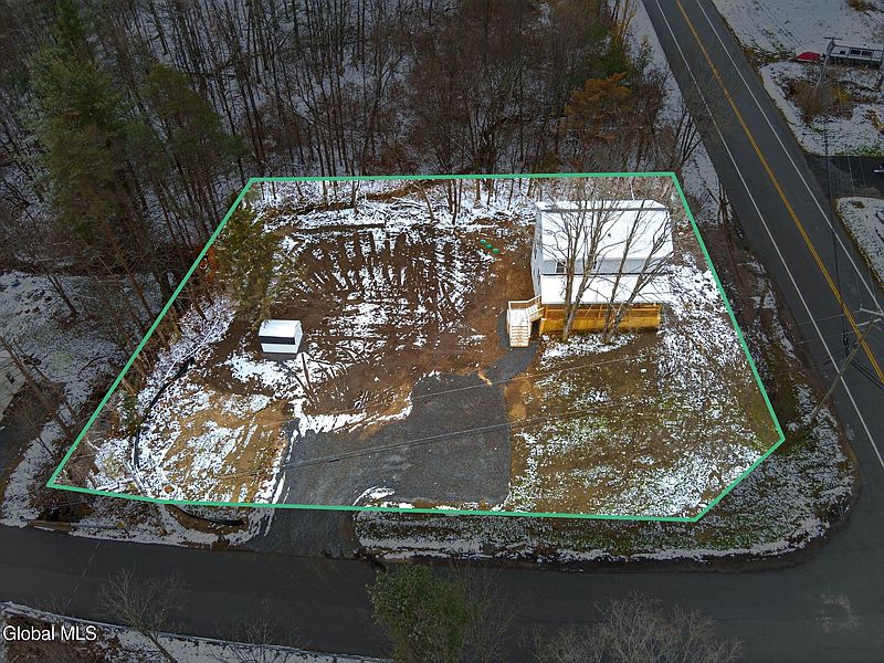 2nd image of 6107 Parkis Mills Road