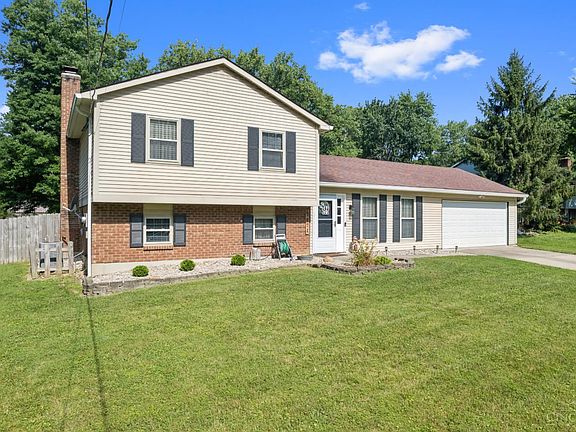 4th image of 3871 Pin Oak Dr