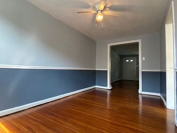 4th image of 2226 Bond Ave