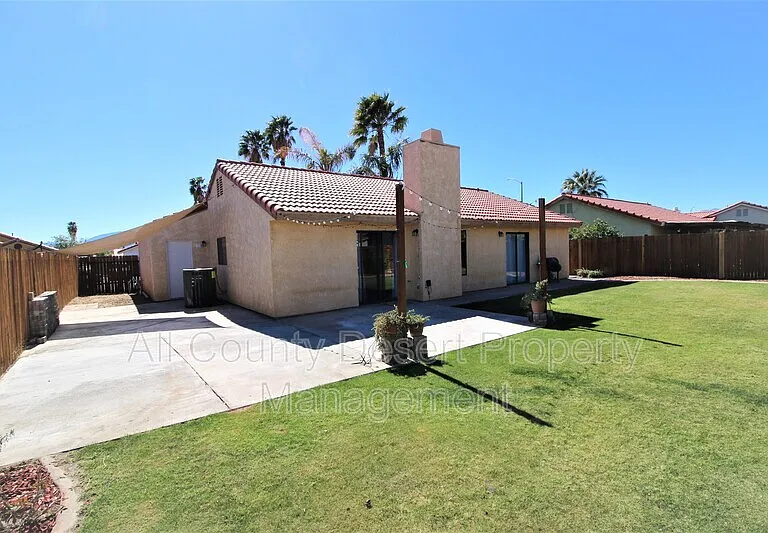 82360 Priscilla Ct — Photo 12