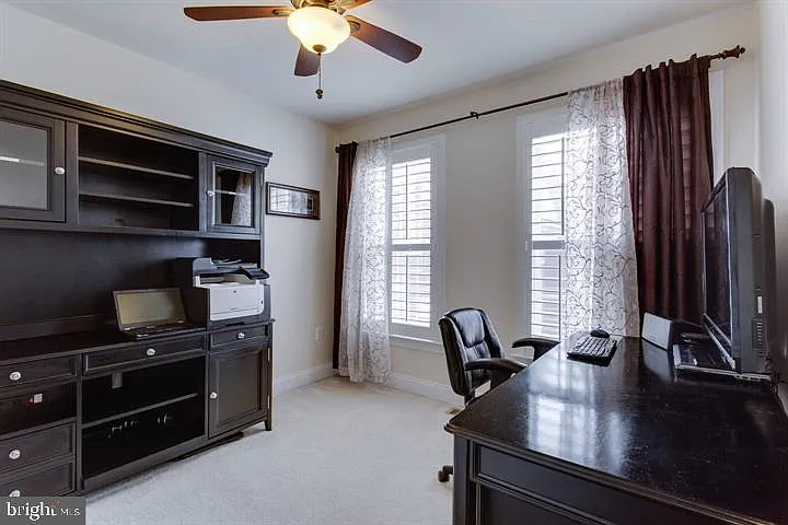 2149 Red Vine Dr — Photo 30