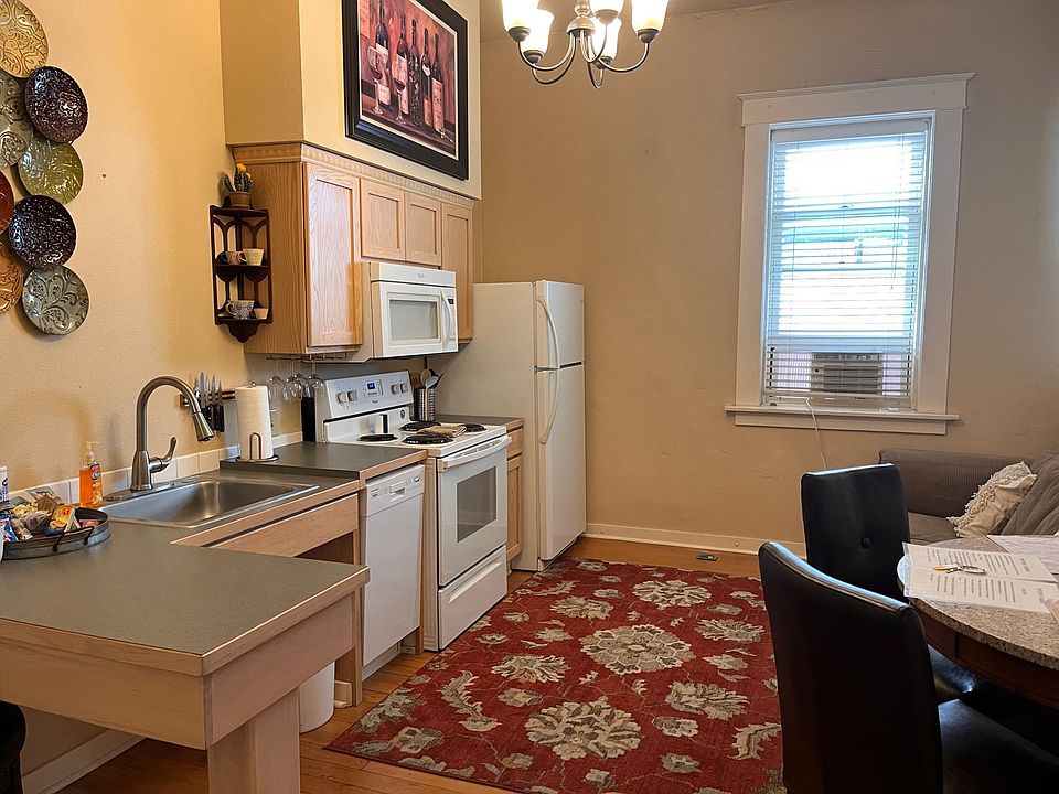 1st image of 302 W Yakima Ave APT 205
