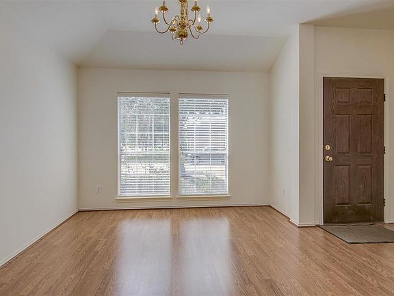 5th image of 4906 Lawson Lake Ln