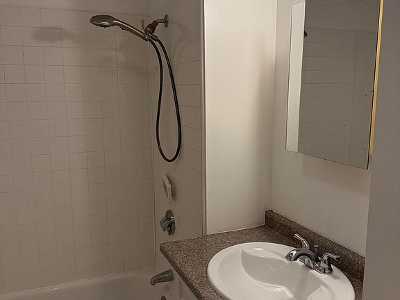 4th image of 62 Trenton St #3