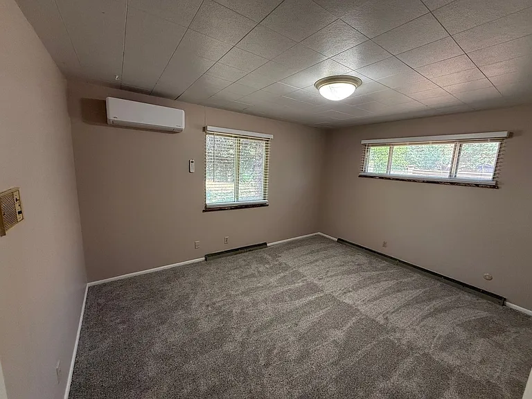 1575 S Marshall St — Photo 19