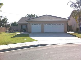 7598 Creighton Ct, Fontana, CA 92336