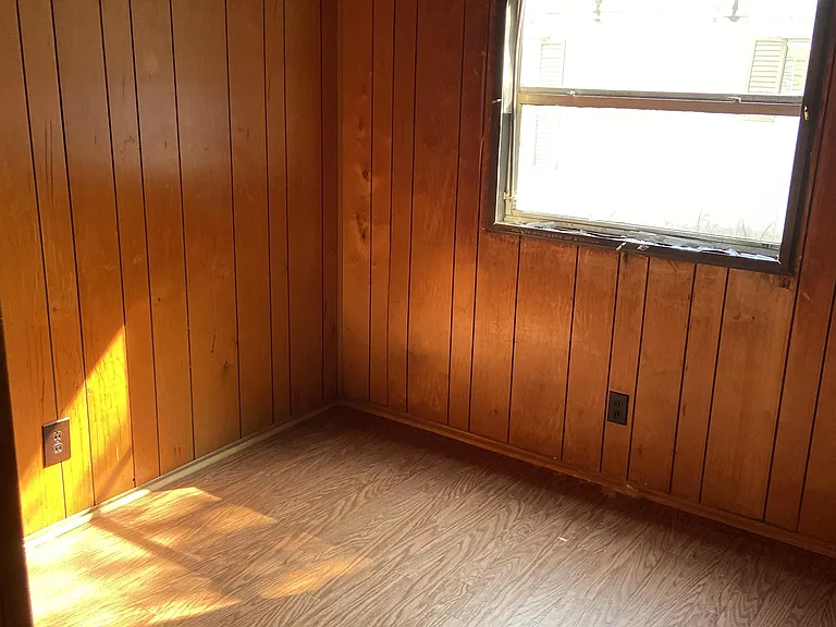 108 Langford Dr — Photo 9