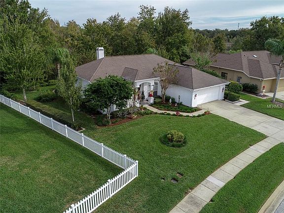 3rd image of 1093 Fox Chapel Dr