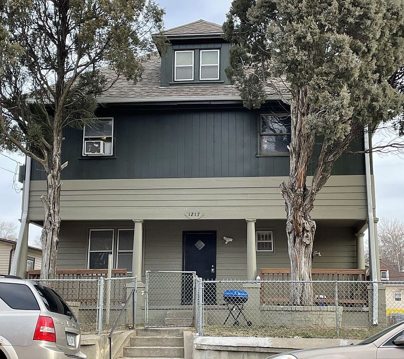 1st image of 1217 W 3rd St #4
