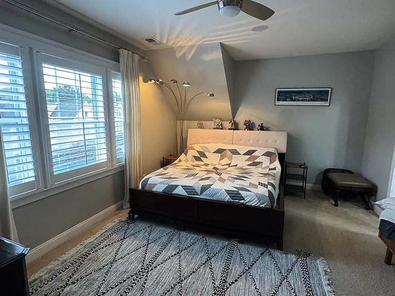 539 Dubois Ct — Photo 6