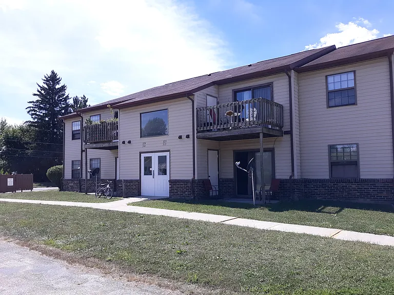 Redkey Apartments — Photo 17