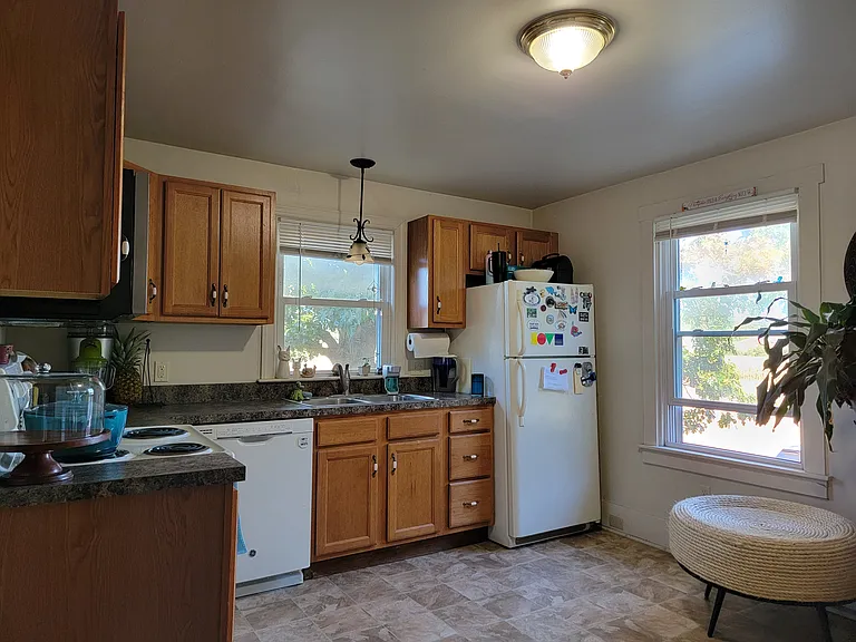 10 N Peartown Rd — Photo 6