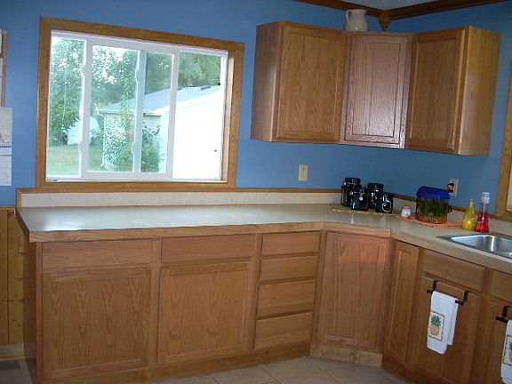 5th image of 1016 Rogers St