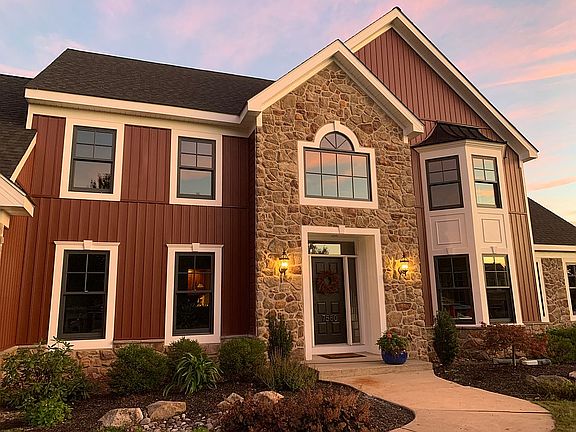 3rd image of 7580 Franklin Cir
