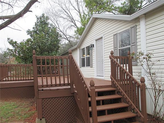 2nd image of 209 Jennings Ave