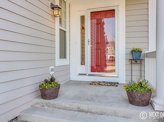 3rd image of 2718 Andrews Ave