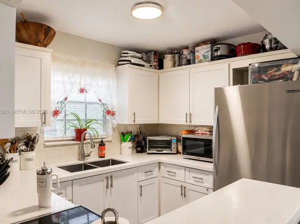 5050 NW 3rd Ct APT D, Delray Beach, FL 33445