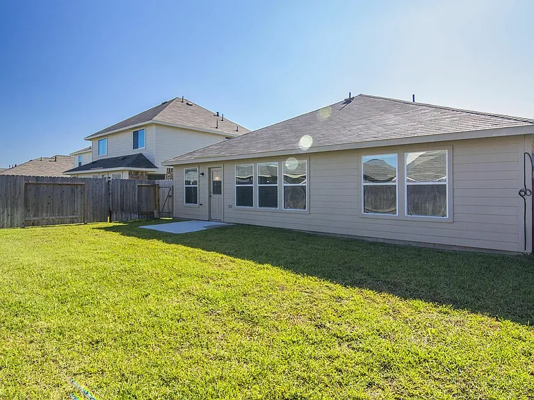 19 Lavida Ct — Photo 15