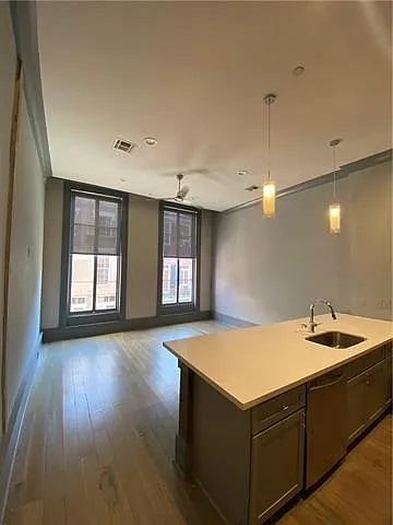 1 bed, 1.0 bath, 795 sqft, $1,800 — Photo 3