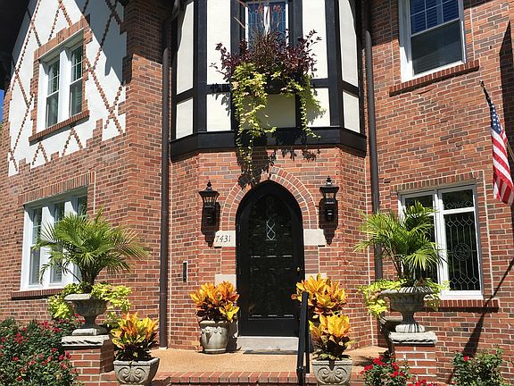 5th image of 7431 Kingsbury Blvd