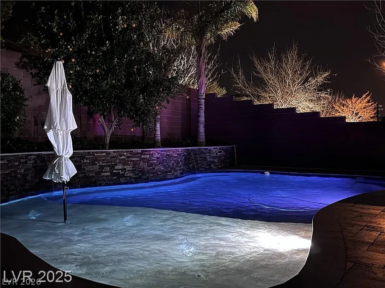 5873 Skyfall Ct — Photo 49