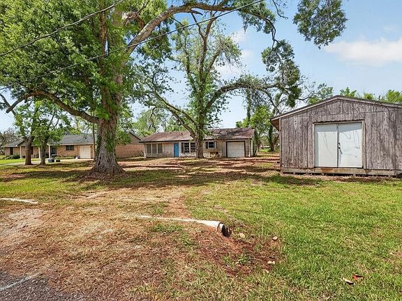 3rd image of 134 Scout Rd