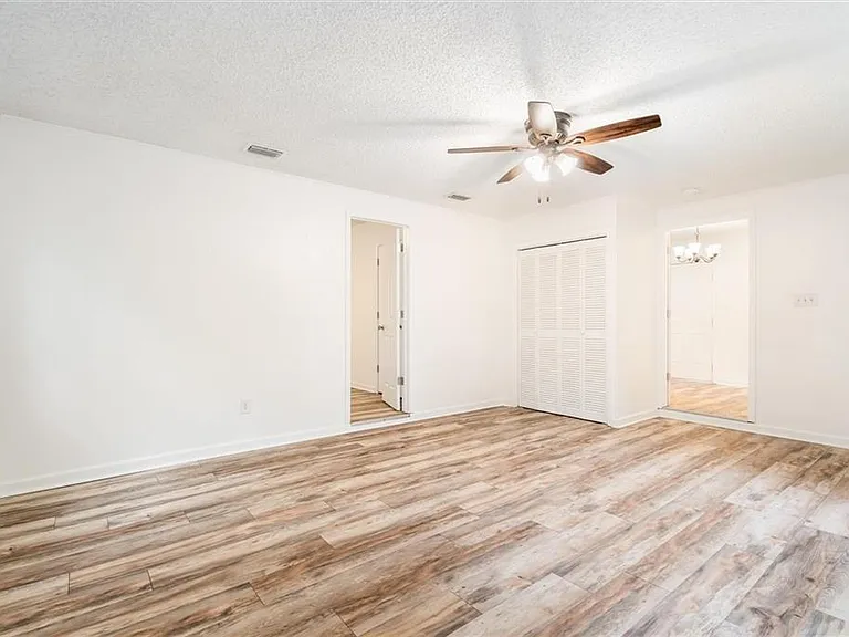2507 Taylor Ave — Photo 13